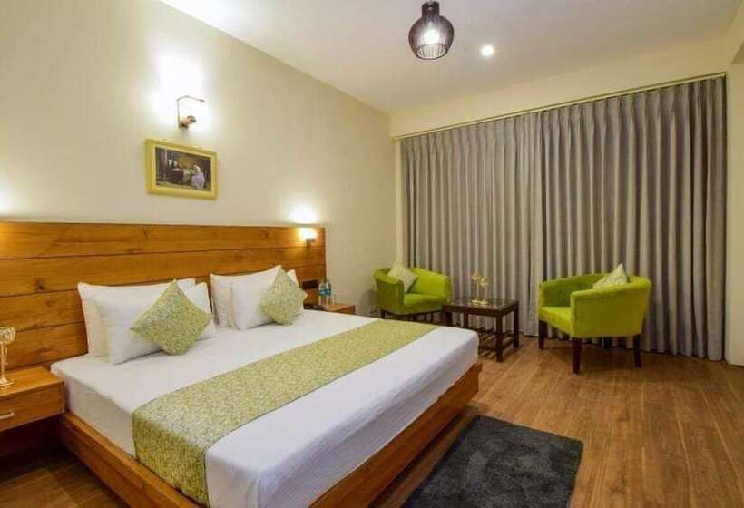 ホテル White Rock Sector 68 Sohna Road