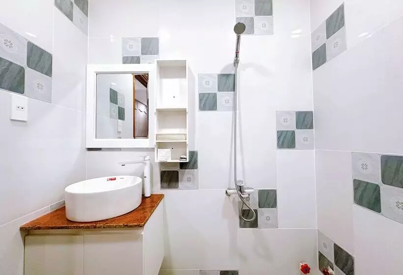 Milanesa Hotel And Apartment