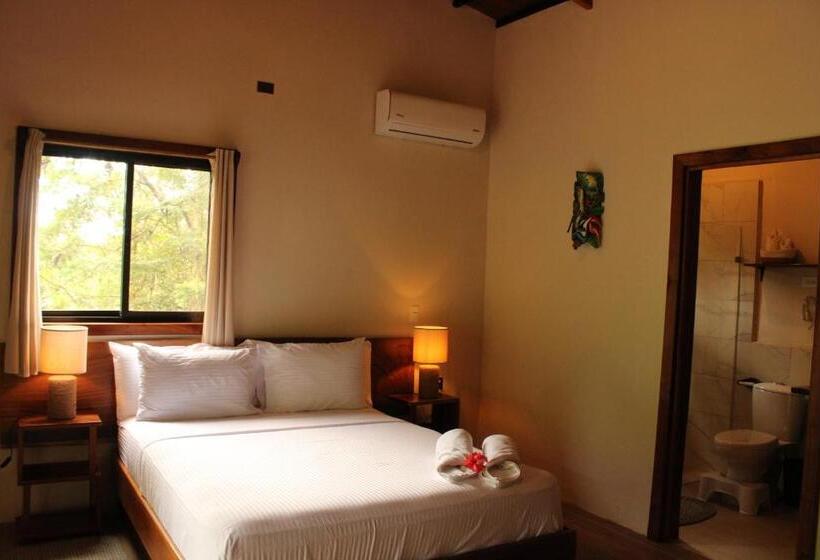 Natural Drake Bay Hotel Boutique