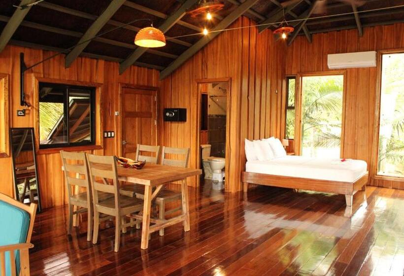 Natural Drake Bay Hotel Boutique