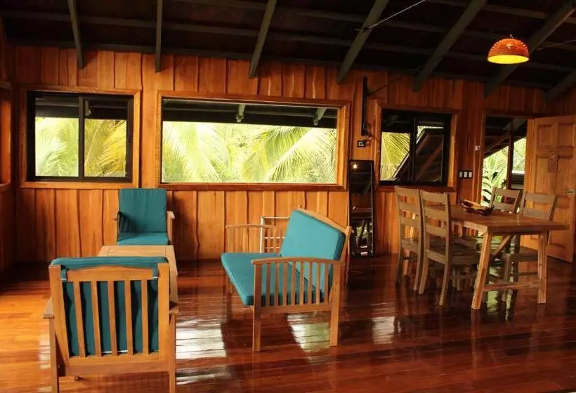 Natural Drake Bay Hotel Boutique