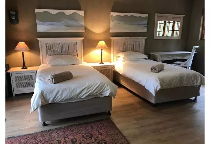 Majatalo Blue Mountain View Cottages