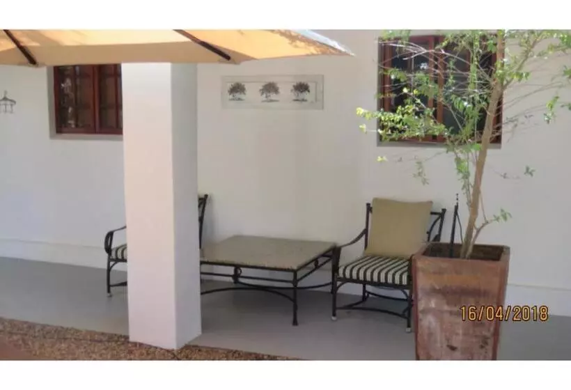 Majatalo Blue Mountain View Cottages