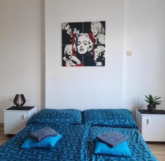 Пансион Chill & Share Inn