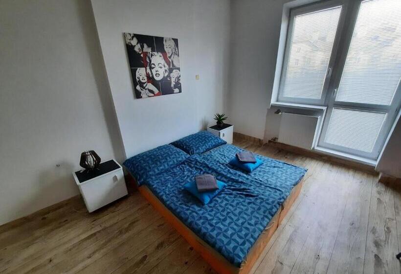 Пансион Chill & Share Inn