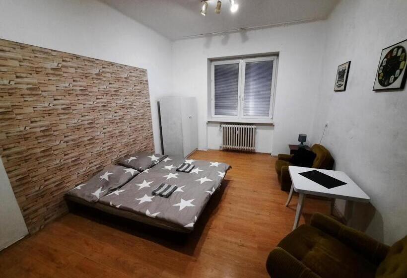 Пансион Chill & Share Inn