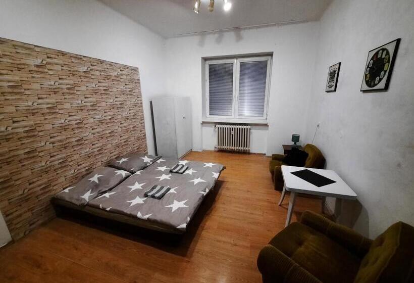 Пансион Chill & Share Inn