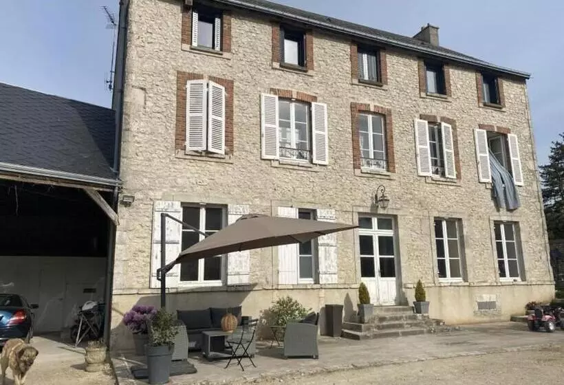 ペンション Chambre Japonaise Avec Lit King Size En Maison D Hôtes, Proche Autoroute A10, Chartres Et Orléans
