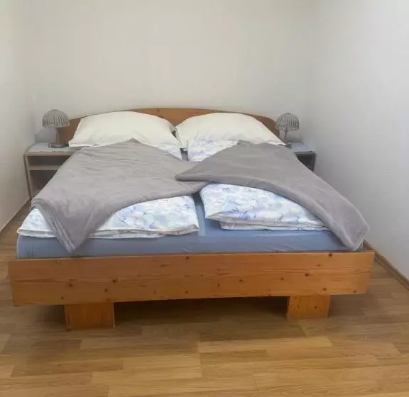 ペンション Haus Edelweiss