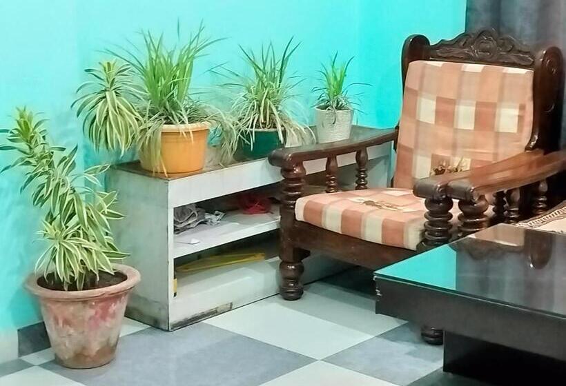 پانسیون Pratimalay Inn