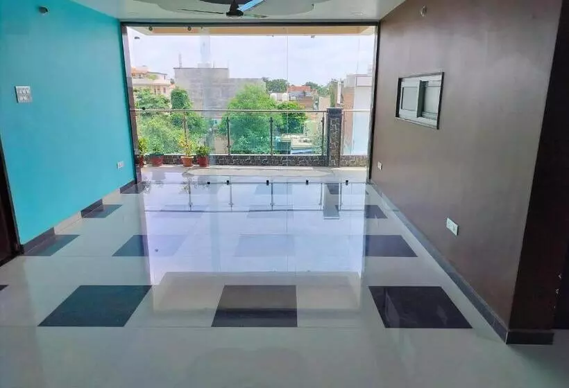 Majatalo Pratimalay Inn