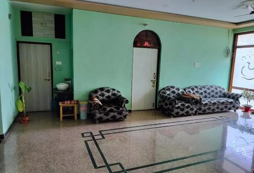 Majatalo Pratimalay Inn