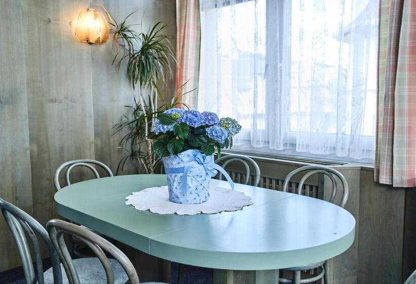 پانسیون Villa Mayotte