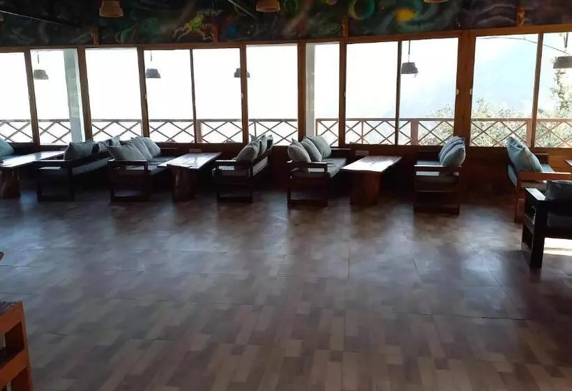 Shiva Valley Resort