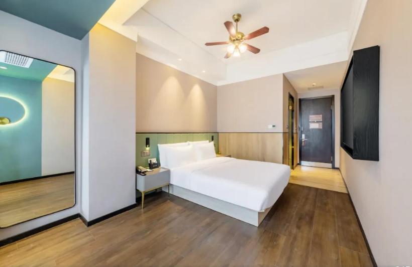 Zhanghe Hotel Haikou Xiuying Harbor Provincial People S Hospital