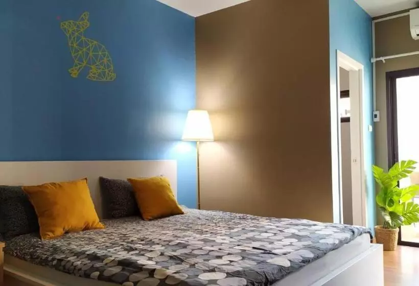 هاستل Peony S Home