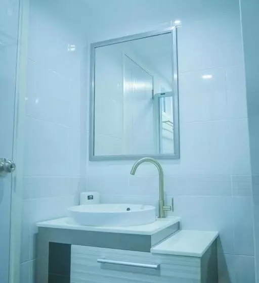 هاستل Peony S Home