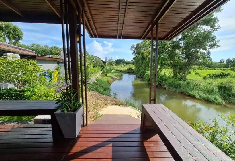 Aamiaismajoitus (B&B) Baan Ati Resort & Spa