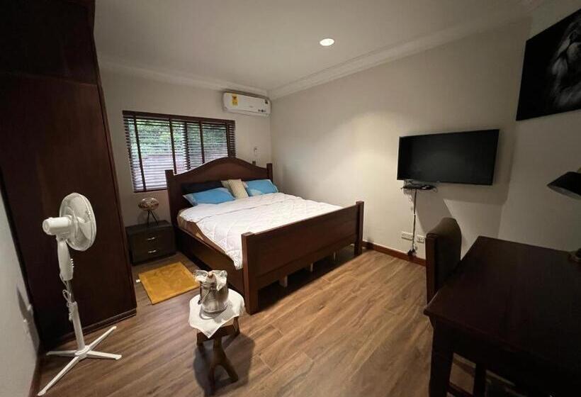 住宿加早餐  Cozy Hill Gardens