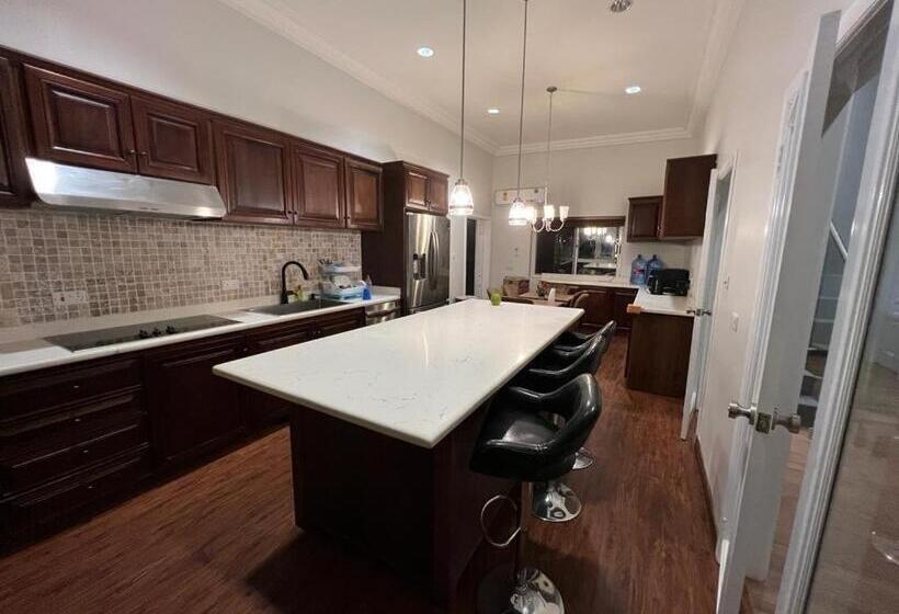 住宿加早餐  Cozy Hill Gardens