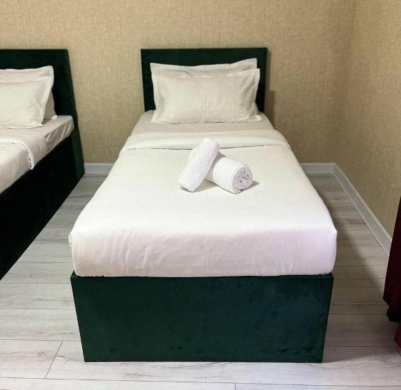 تختخواب و صبحانه Meiman