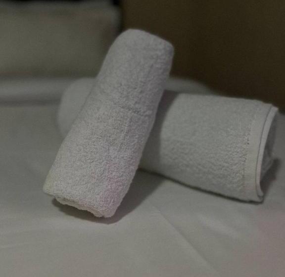 تختخواب و صبحانه Meiman