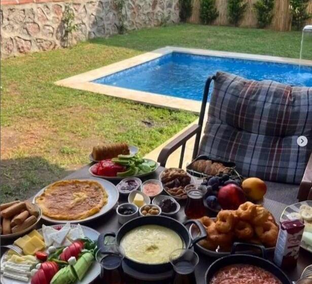 Bed and Breakfast Vital Home Sapanca Isıtmalı Havuzlu Villa&bungalov