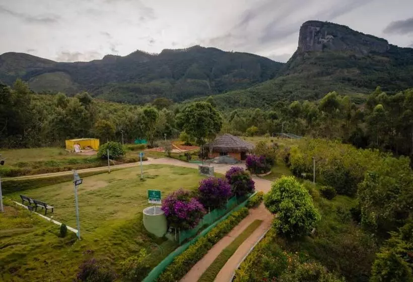 Cleveland Resorts Kanthalloor