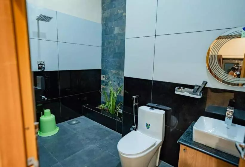 Cleveland Resorts Kanthalloor