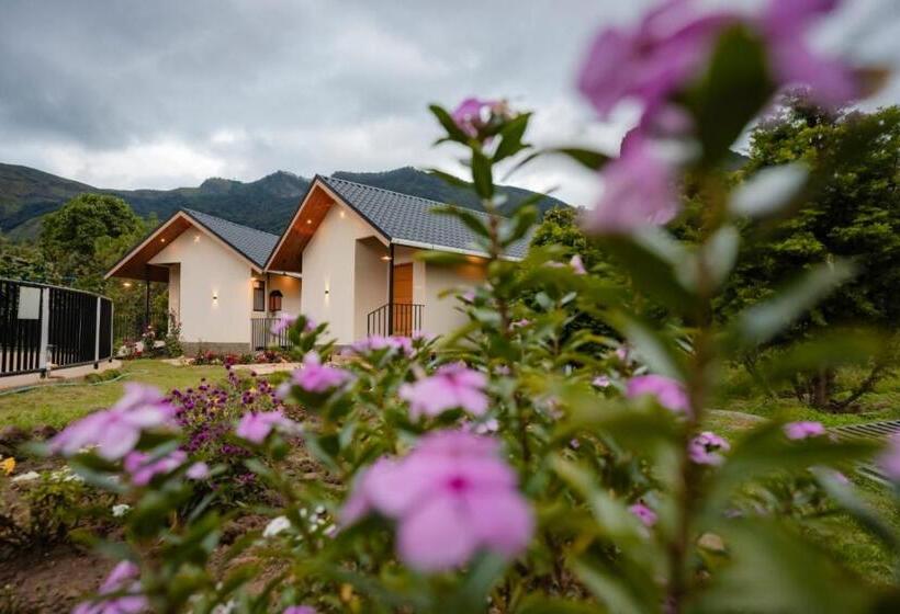 Cleveland Resorts Kanthalloor