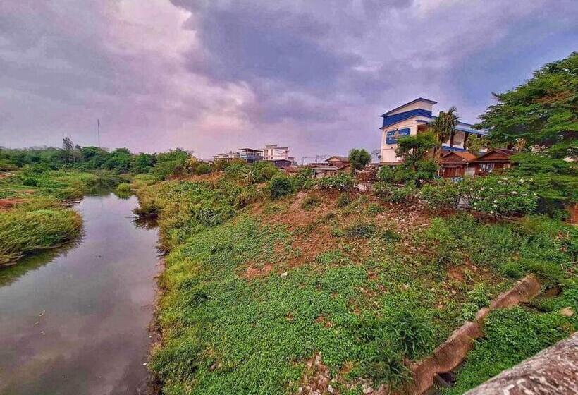 ホテル โรงแรมริเวอร์เลย แกรนด์วิว