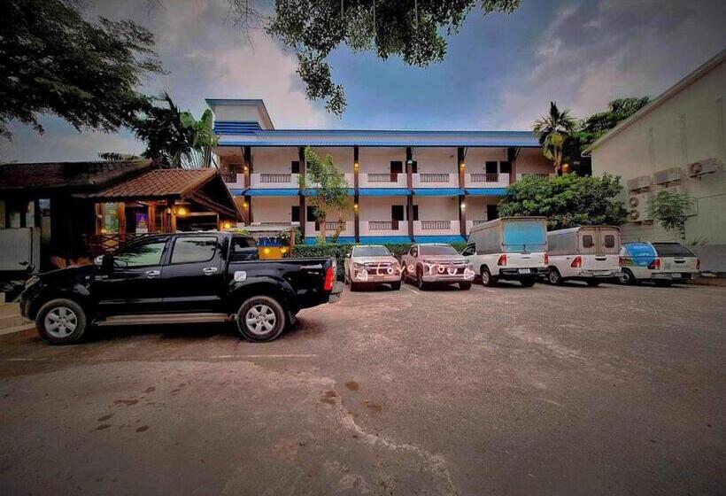 ホテル โรงแรมริเวอร์เลย แกรนด์วิว