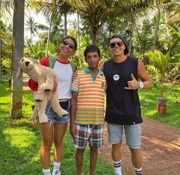 ホテル Coconut Villa Madiha