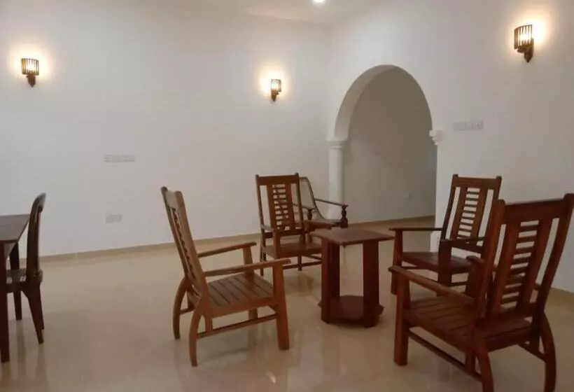ホテル Coconut Villa Madiha