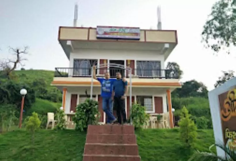 ホテル Green Valley,sarkhal
