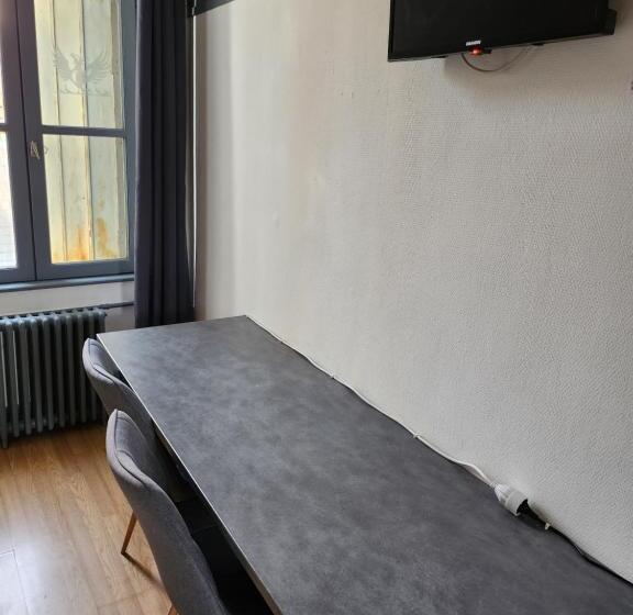 בית מלון כפרי Hôtel Des 2 Gares