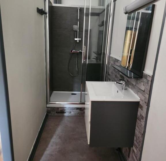 בית מלון כפרי Hôtel Des 2 Gares