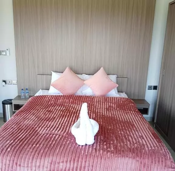 ホテル Mesari Villa