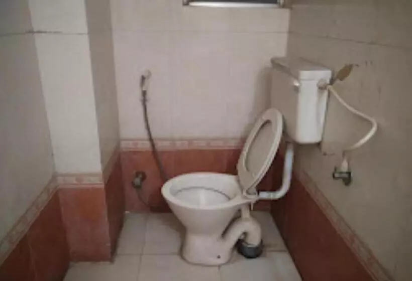 ホテル Sairaja,satara