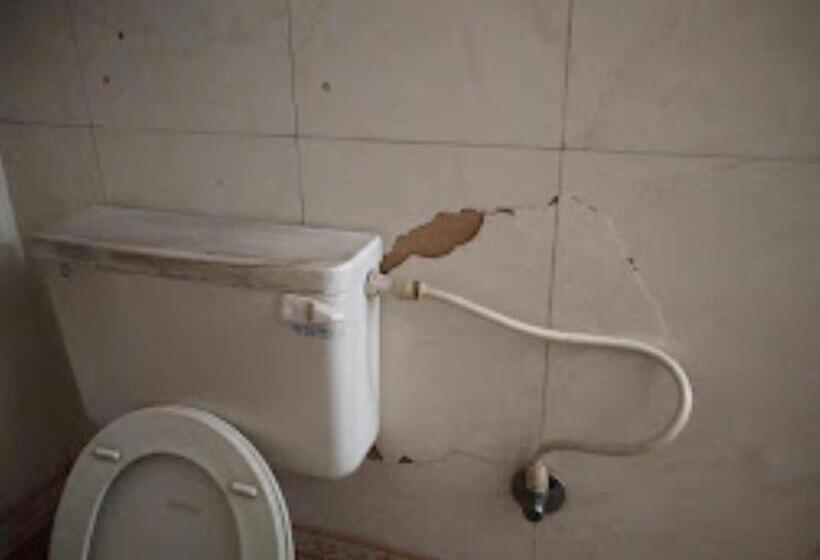 호텔 Sairaja,satara