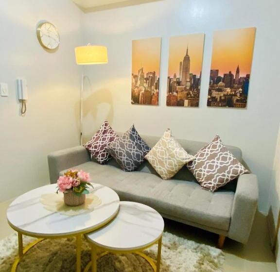 Hotel Sm North Fern@grass Residences