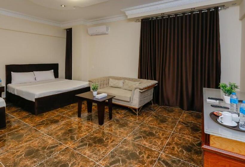 هتل Turquoise Pyramids