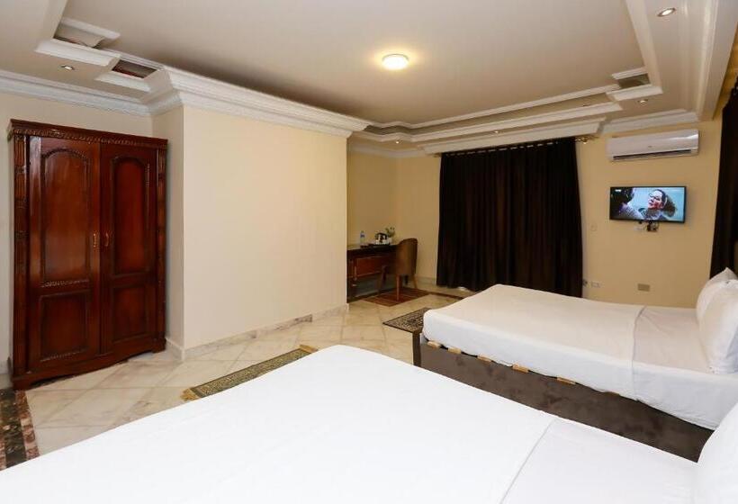 هتل Turquoise Pyramids