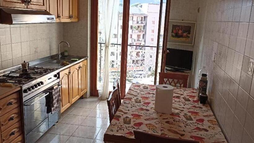 پانسیون Avellino Camera Matrimoniale Centralissima