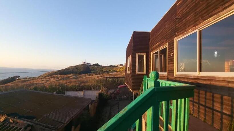 بنسيون Hostal El Faro