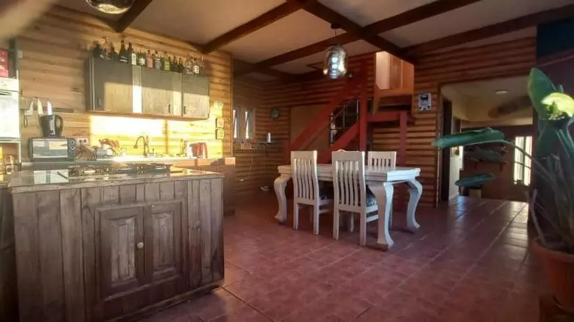 ペンション Hostal El Faro