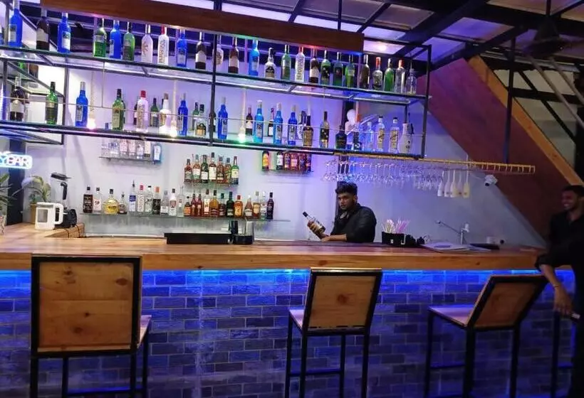 ペンション Club India Inn