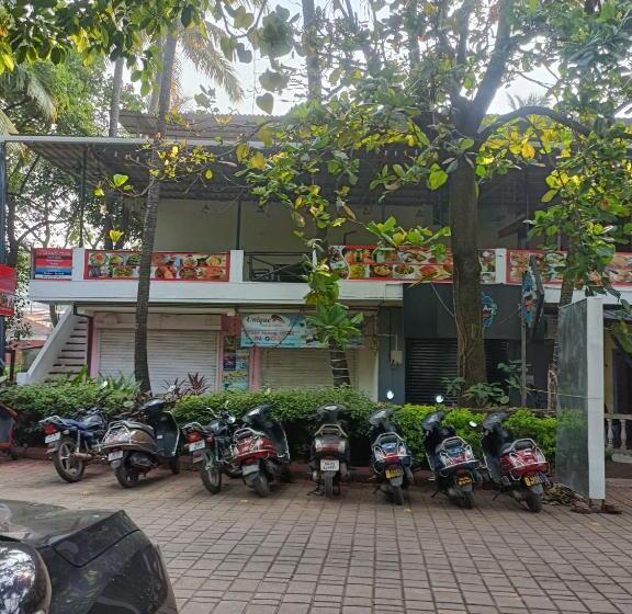 Pension (Hôtel basse catégorie) Khushi Waves