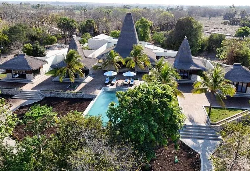 Lomakeskus Kandora Luxury Villas