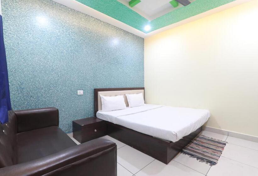 Shree Ram Hotel & Restaurant